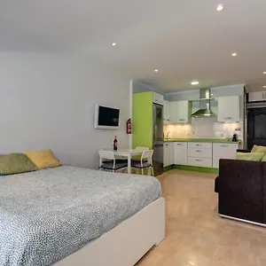 071 - Beachside Studio Perfect For A Family Getaway , Torremolinos España